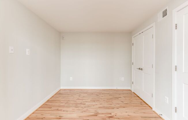 2 beds, 1.5 baths, 1,080 sqft, $1,899, Unit 203
