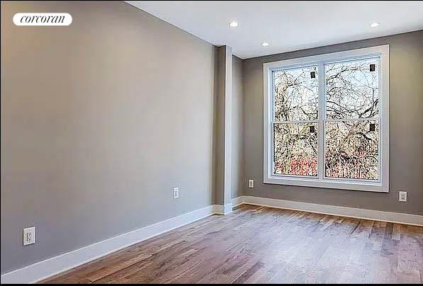 3 beds, 2 baths, 1,000 sqft, $5,490, Unit 2