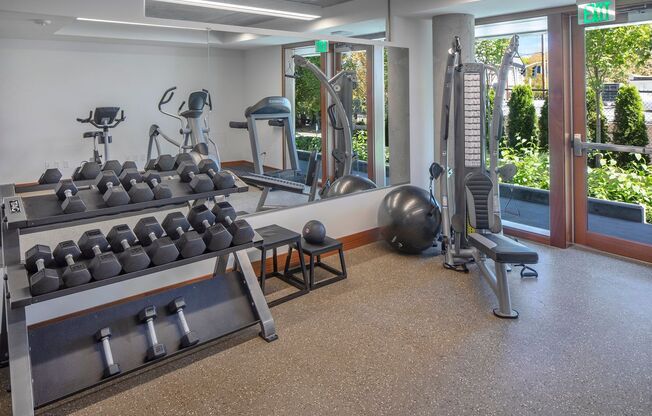 2 beds, 1 bath, 728 sqft, $1,999, Unit 207