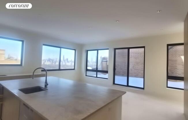 6 beds, 4.5 baths, 6,000 sqft, $55,000, Unit PHA