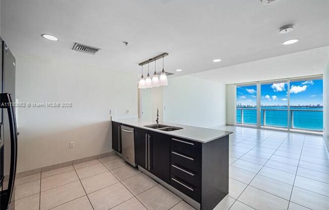 665 NE 25th St unit 1803 (A11783562)