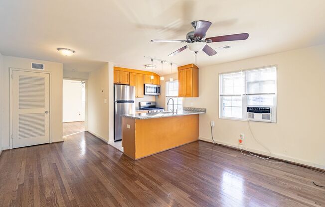 1 bed, 1 bath, $1,675, Unit 6