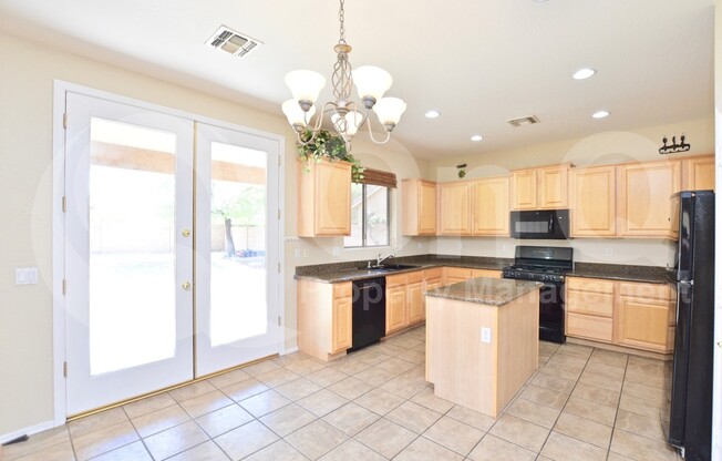 263 W HAWK WAY