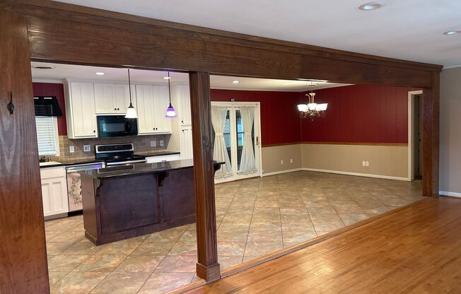 718 JORYNE DR