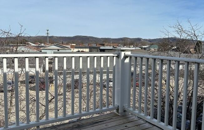 1 bed, 1 bath, 700 sqft, $1,220, Unit 401-317