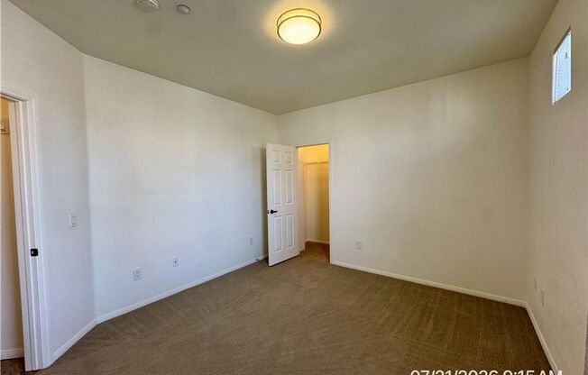 2 beds, 2 baths, $1,550, Unit Building 1