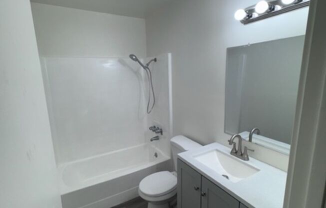 2 beds, 2 baths, $2,950