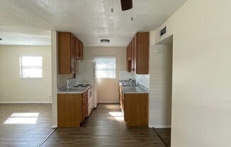 2 beds, 1 bath, $1,200