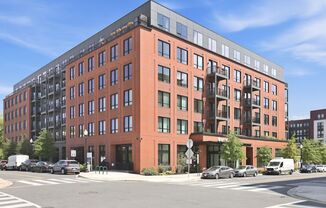 Live near Takoma Park