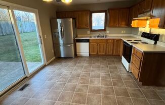 3 beds, 2.5 baths, $1,795