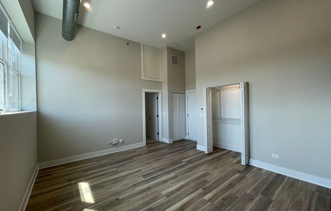Studio, 1 bath, 415 sqft, $1,650, Unit 307