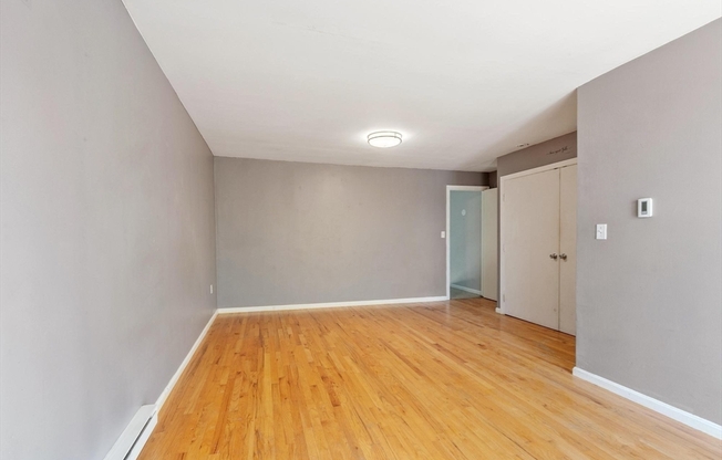 2 beds, 2 baths, 978 sqft, $2,900, Unit 5