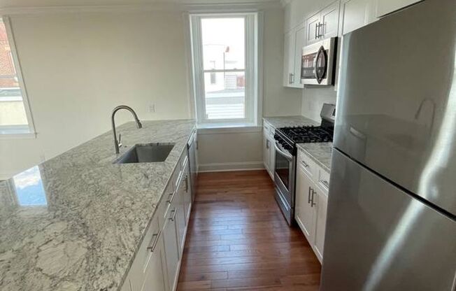 2 beds, 1 bath, 1,000 sqft, $1,850, Unit 3