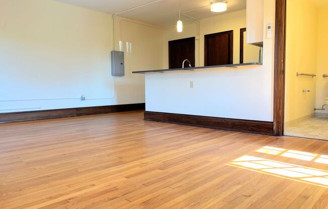 The Residences at Linwood Manor