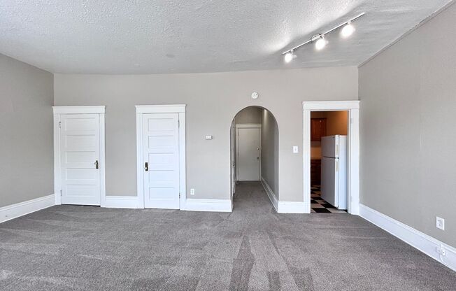 Studio, 1 bath, 500 sqft, $1,095, Unit 08