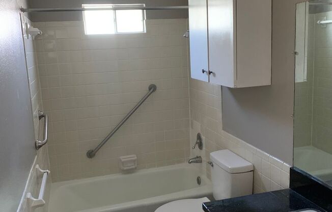 1 bed, 1 bath, 715 sqft, $997, Unit 26