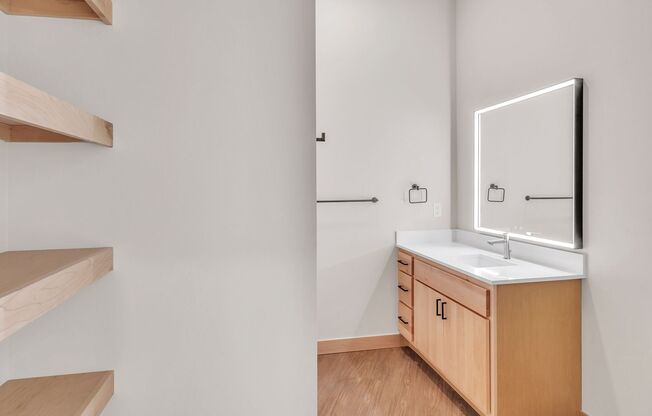 2 beds, 2 baths, 1,041 sqft, $2,575, Unit 309