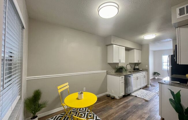 2 beds, 1.5 baths, 846 sqft, $1,499, Unit 204