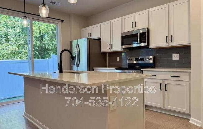 5308 SOMERSET HL LN
