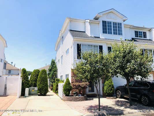 31 RED CEDAR LN