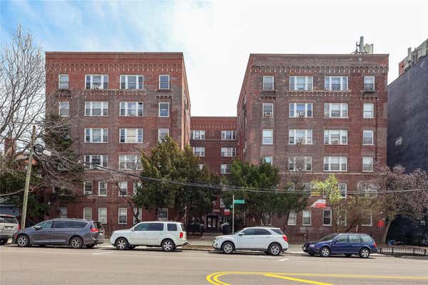 224 HIGHLAND BLVD