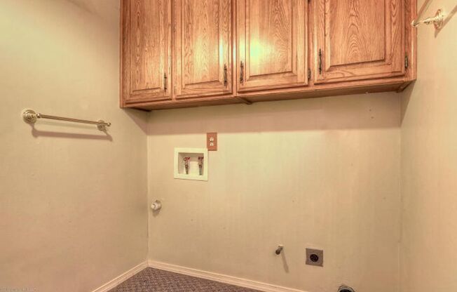 2 beds, 2.5 baths, $1,400