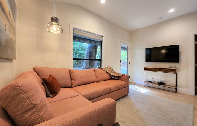 Fully Furnished ADU Available Now in Atherton!