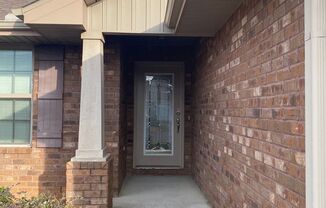 3 beds, 2 baths, $1,900