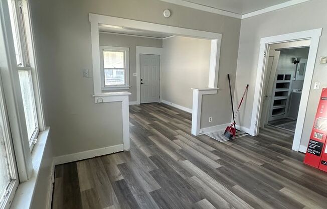 CENTRALLY LOCATED 2 BEDROOM