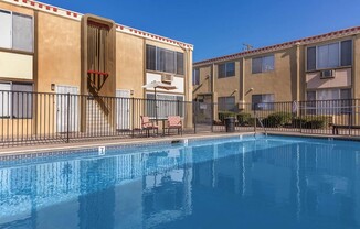 2 beds, 2 baths, 980 sqft, $2,125, Unit 215