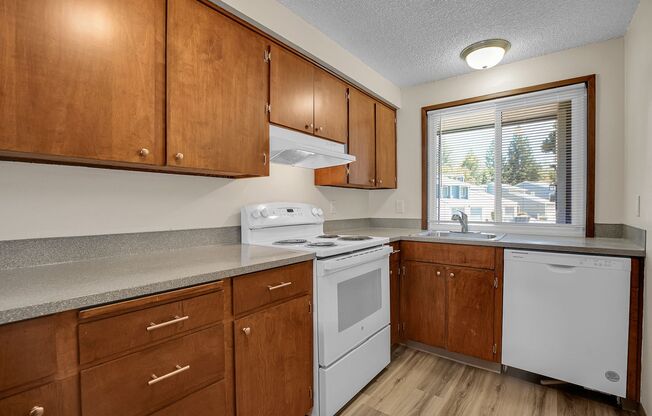 2 beds, 1.5 baths, 1,050 sqft, $2,049, Unit 214-776A