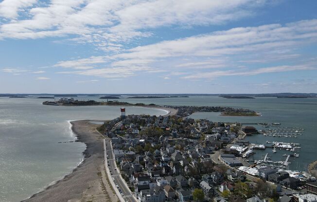 Studio, 1 bath, 400 sqft, $1,595, Unit 90 Win #08A