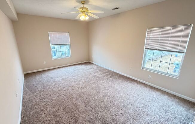 1 bed, 1 bath, 982 sqft, $1,142, Unit 07-203