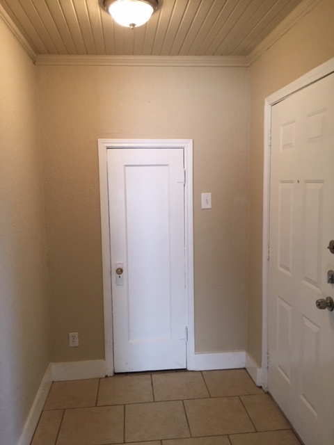 PRE-LEASING FOR AUGUST 1ST! Walking Distance to Texas Tech, 4 or 5 bedrooms/ 2 baths
