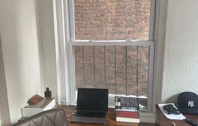 2 beds, 1 bath, $3,640, Unit 20