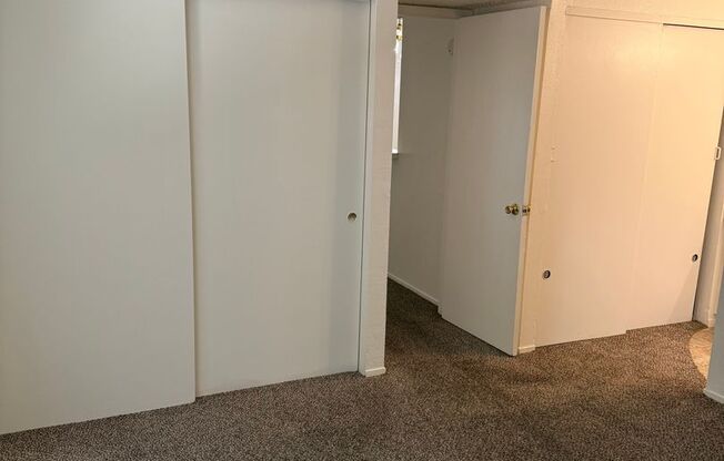 1 bed, 1 bath, $1,095, Unit 54
