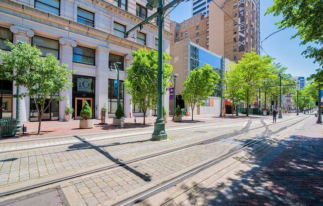 1 bed, 1 bath, 870 sqft, $1,150, Unit 1506