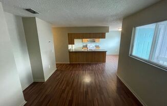 2 beds, 1 bath, 830 sqft, $1,300, Unit 1