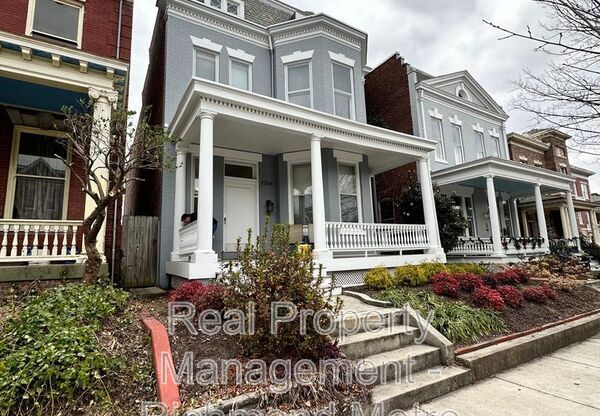 2204 W Grace St.