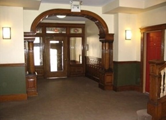 Studio, 1 bath, 260 sqft, $1,995, Unit 09