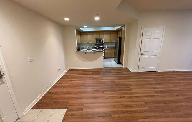2 beds, 2.5 baths, 1,296 sqft, $3,200, Unit 8714-208