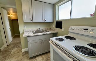 1 bed, 1 bath, $1,000