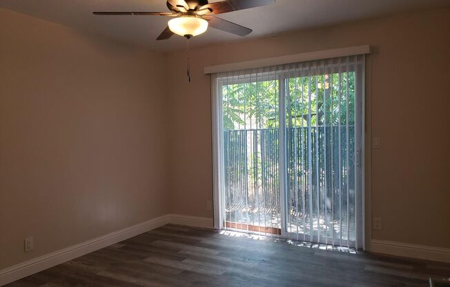 2 beds, 1 bath, 770 sqft, $1,200