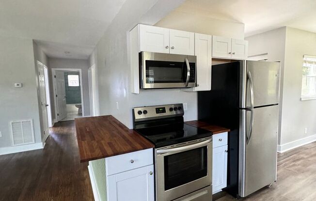 3 beds, 1 bath, $1,850