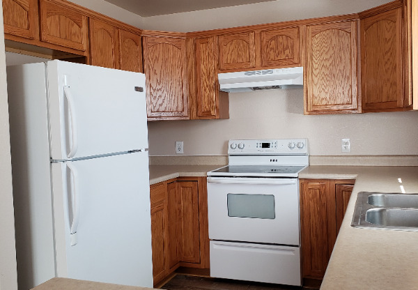 345 W KENNEDY AVE