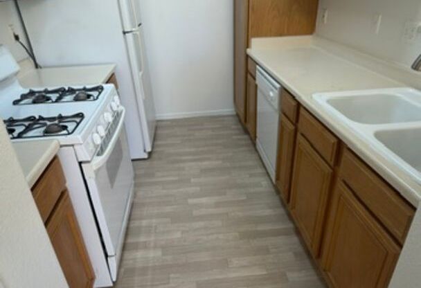 Vistana 2 Bedroom Condo - Ready for Move In!!