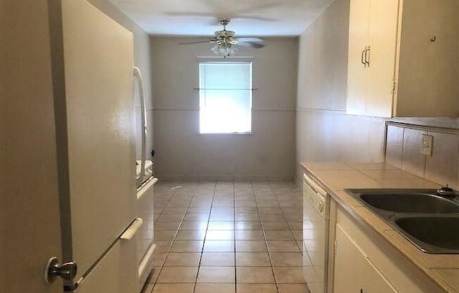 1618 W St. Mary Blvd