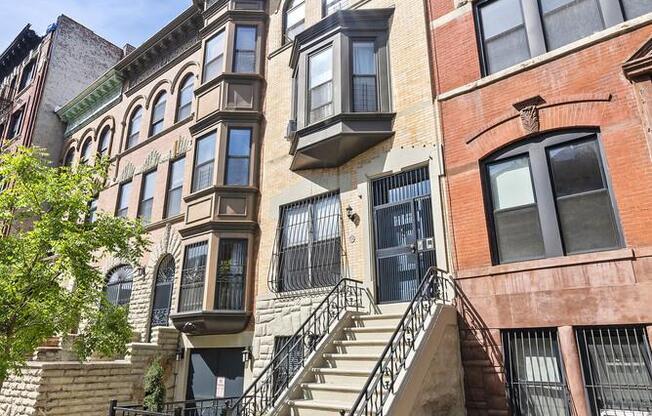 535 W 142 ST