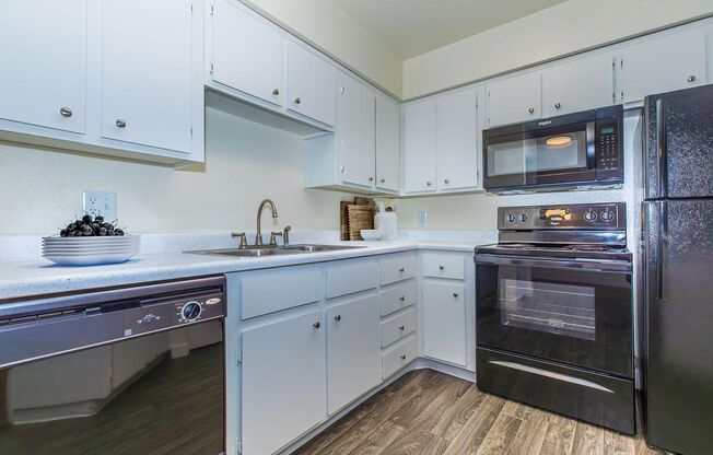 1 bed, 1 bath, 572 sqft, $1,199, Unit 226