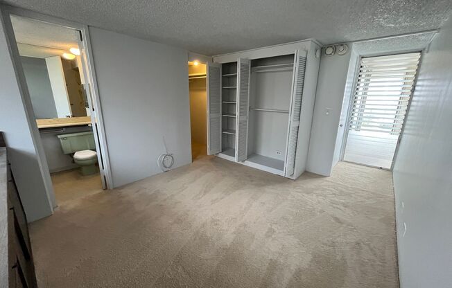 2 beds, 2 baths, $2,600, Unit # 3W